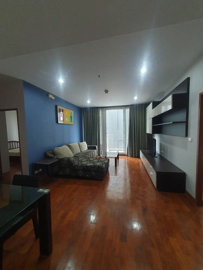 Siri Residence ငှားရန်ရှိသည်။