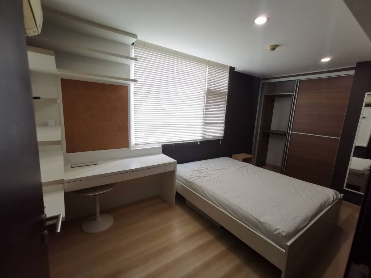 P-41363 Condo for rent Morning Side Heights Ratchada 30 fully furnished (Confirm again when visit).