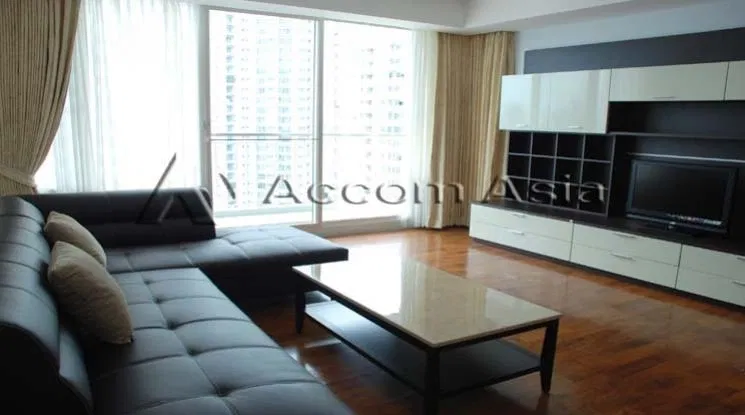 🔼🔽 AccomA 📩  3 BR Condominium @Baan Siri 24 Condominium (210117)