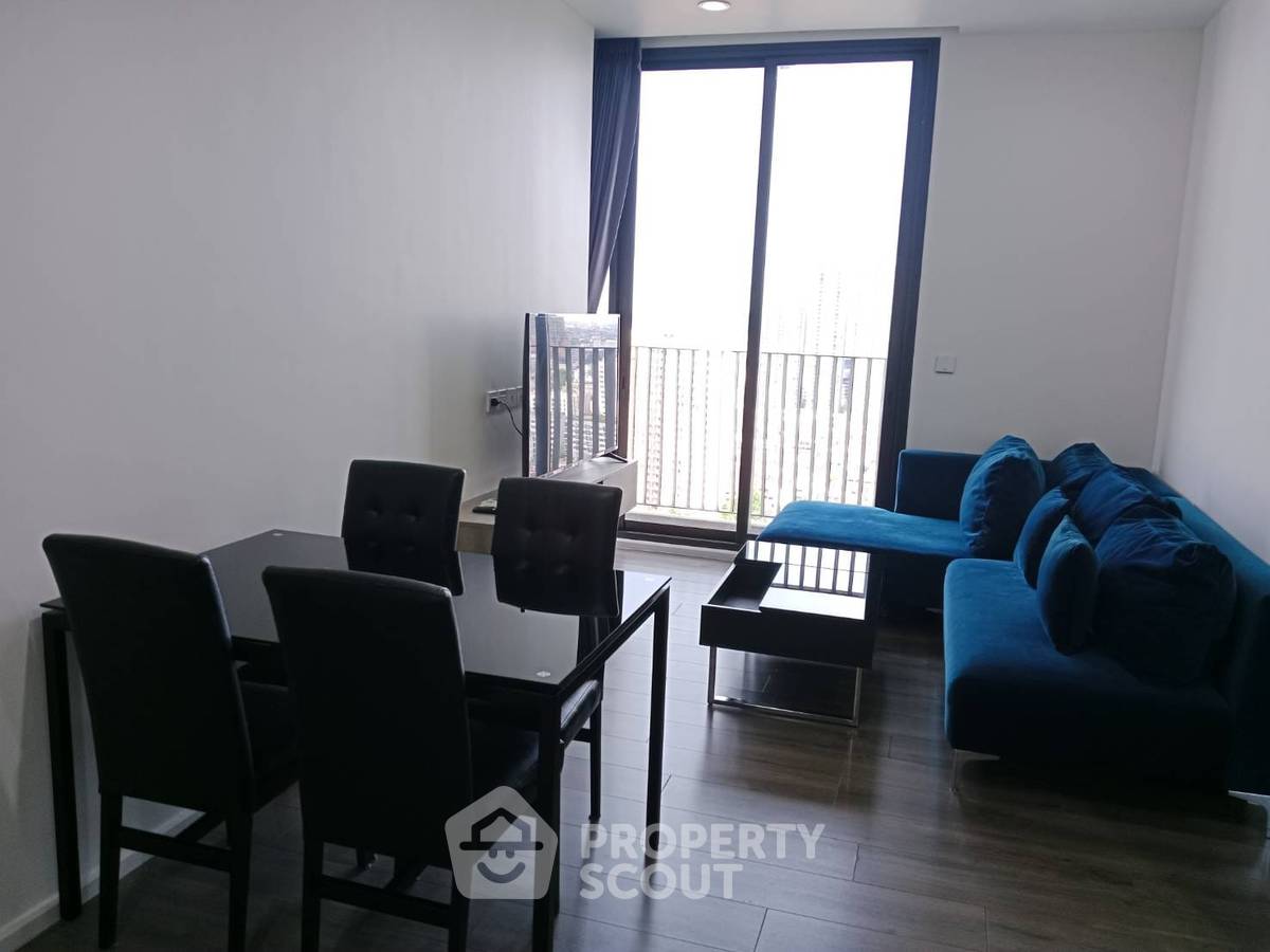 2-BR Condo at Whizdom Essence Sukhumvit near BTS Punnawithi (ID 2311856)