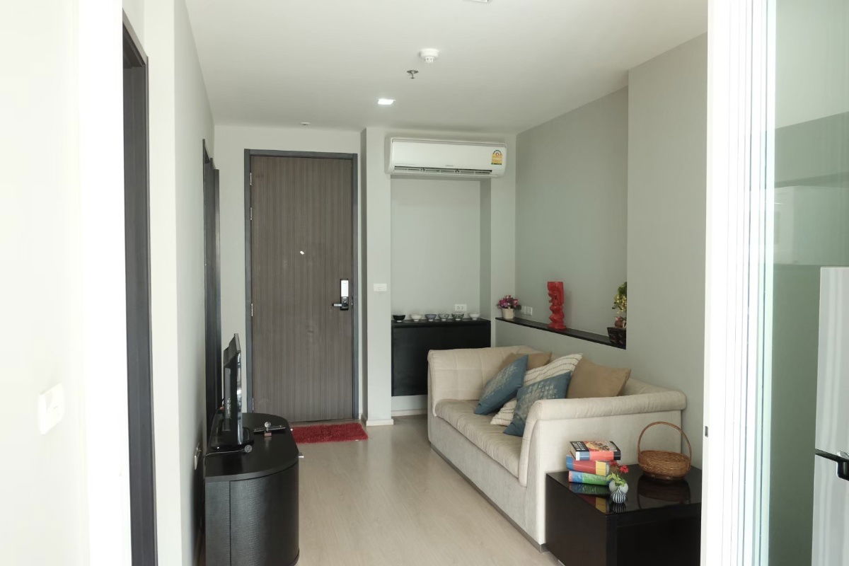 (For Rent) Good Price!  1 Bed 1 Bath 45 Sqm. Fully furnished - READY TO MOVE IN