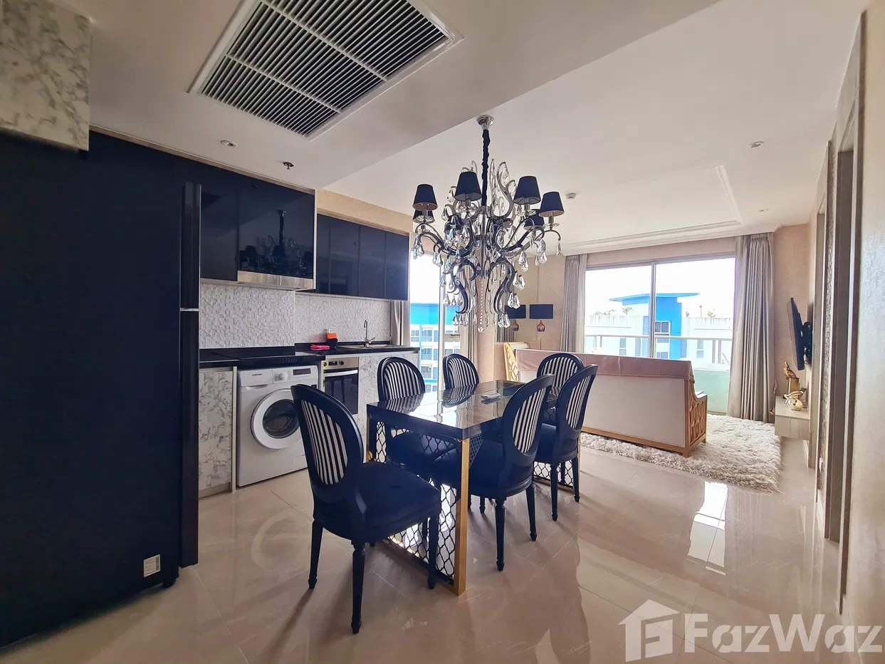 Luxurious Condo at the beachfront of Na Jomtien 5664293