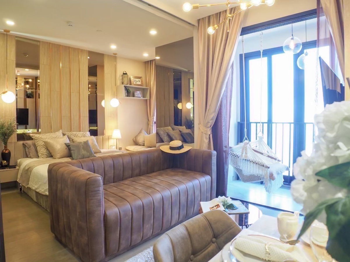Ready tom move in " 𝐀𝐬𝐡𝐭𝐨𝐧 𝐀𝐬𝐨𝐤𝐞 "  1 Bedroom Floor 28 Near MRT-Sukhumvit