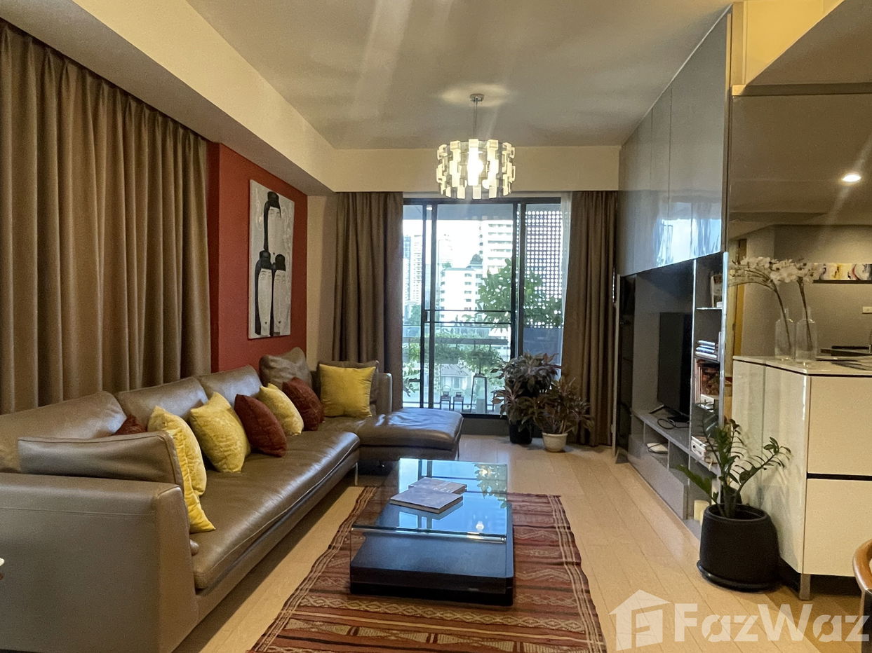 Three Bedrooms with Private Rooftop & Garden 1833896