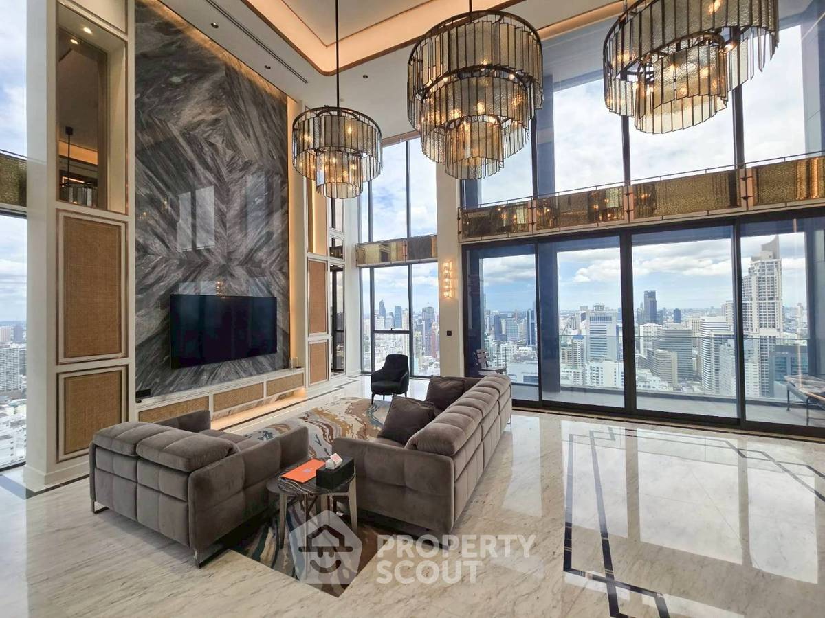 3-BR Condo at The Esse At Singha Complex near MRT Phetchaburi (ID 2315002)