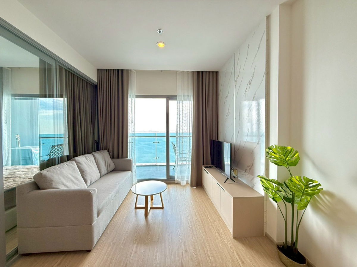 Luxury beachfront condo The Symphony | Bang Phra-Sriracha: 1 Bed 1 Bath 47 sq m, 37th floor, ready to move in