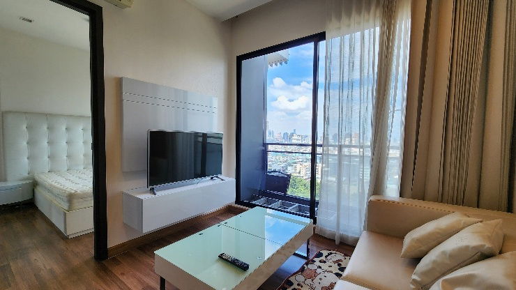 Ivy Ampio | 1 Bedroom for rent Nice View Good Furnished and great Location near MRT