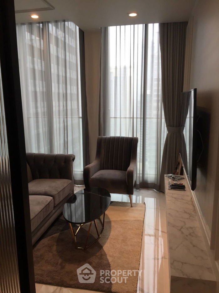 1-BR Condo at Noble Ploenchit near BTS Phloen Chit (ID 2031759)