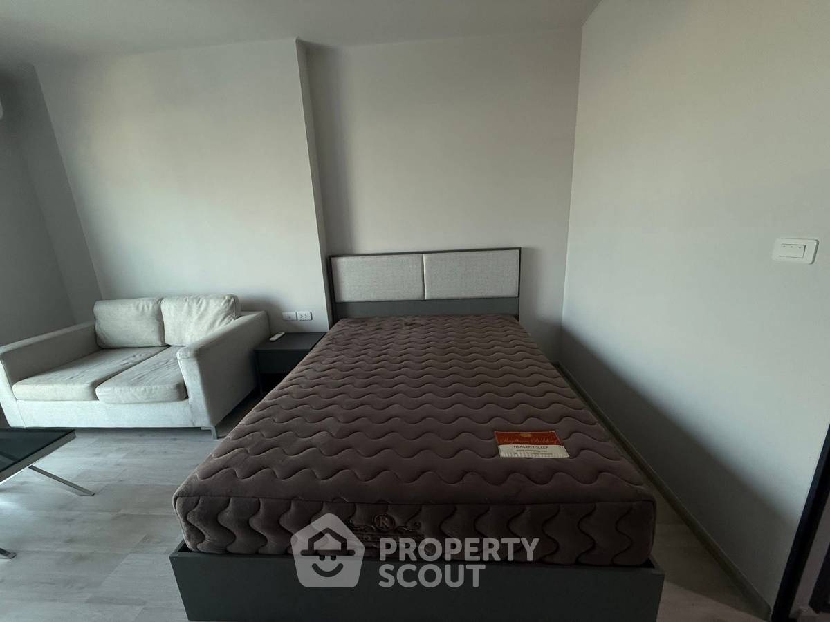 1-BR Condo at Ideo Ratchada-Sutthisan near MRT Ratchadaphisek (ID 2317635)