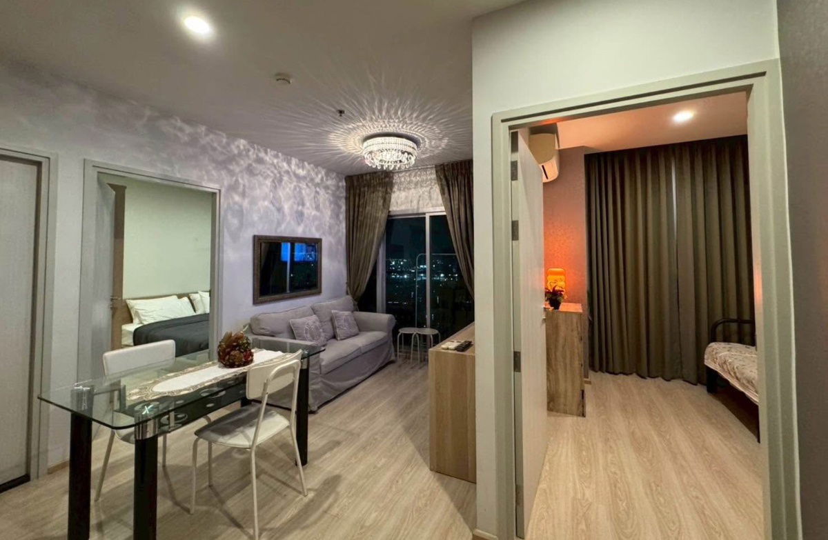 Noble Revolve Ratchada                2