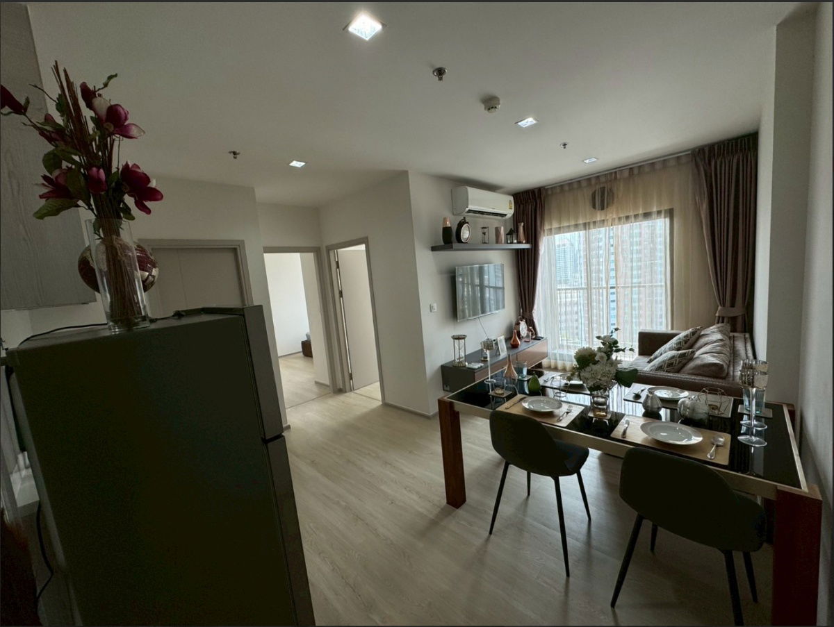 Life Sukhumvit48. 2bed 49sqm. Line id: @pfagent
