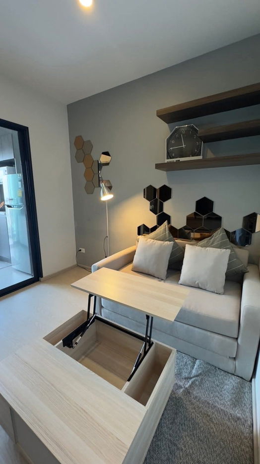 Condo For Rent // Elio Del Nest