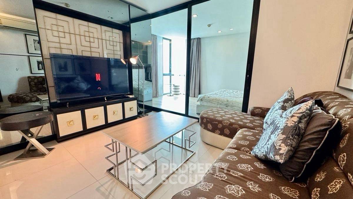 Socio Ruamrudee 靠近 BTS Nana 的 1 居公寓 (ID 2318432)