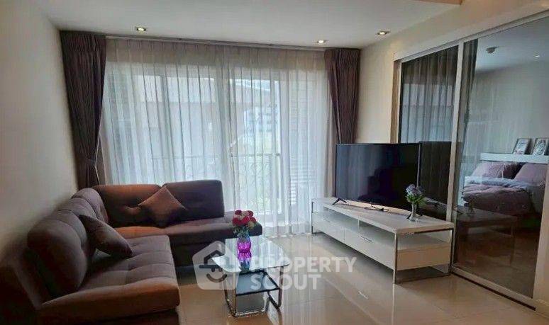 3-BR Condo at Le Nice Ekkamai Condominium near BTS Ekkamai (ID 2295264)