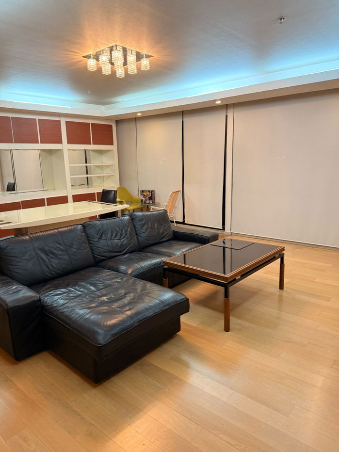 For Rent Noble Reflex  ready to move in (S15-5573)