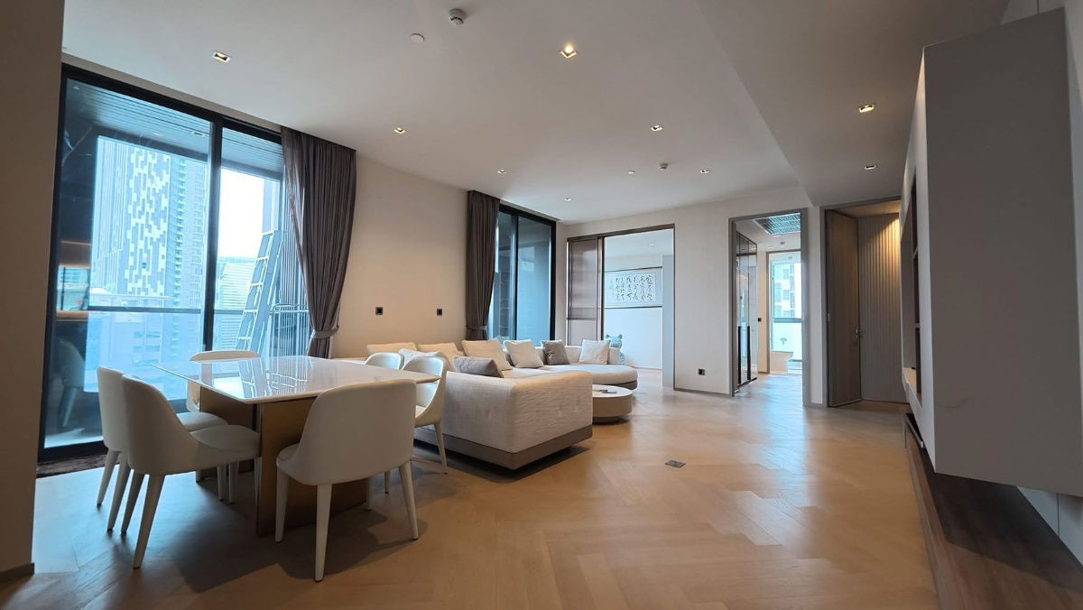 LTH13261 – Condo for Rent | The Reserve Sathorn| 182 sqm | 4 Beds 3 Baths | 250K/Month | Near BTS Chong Nonsi