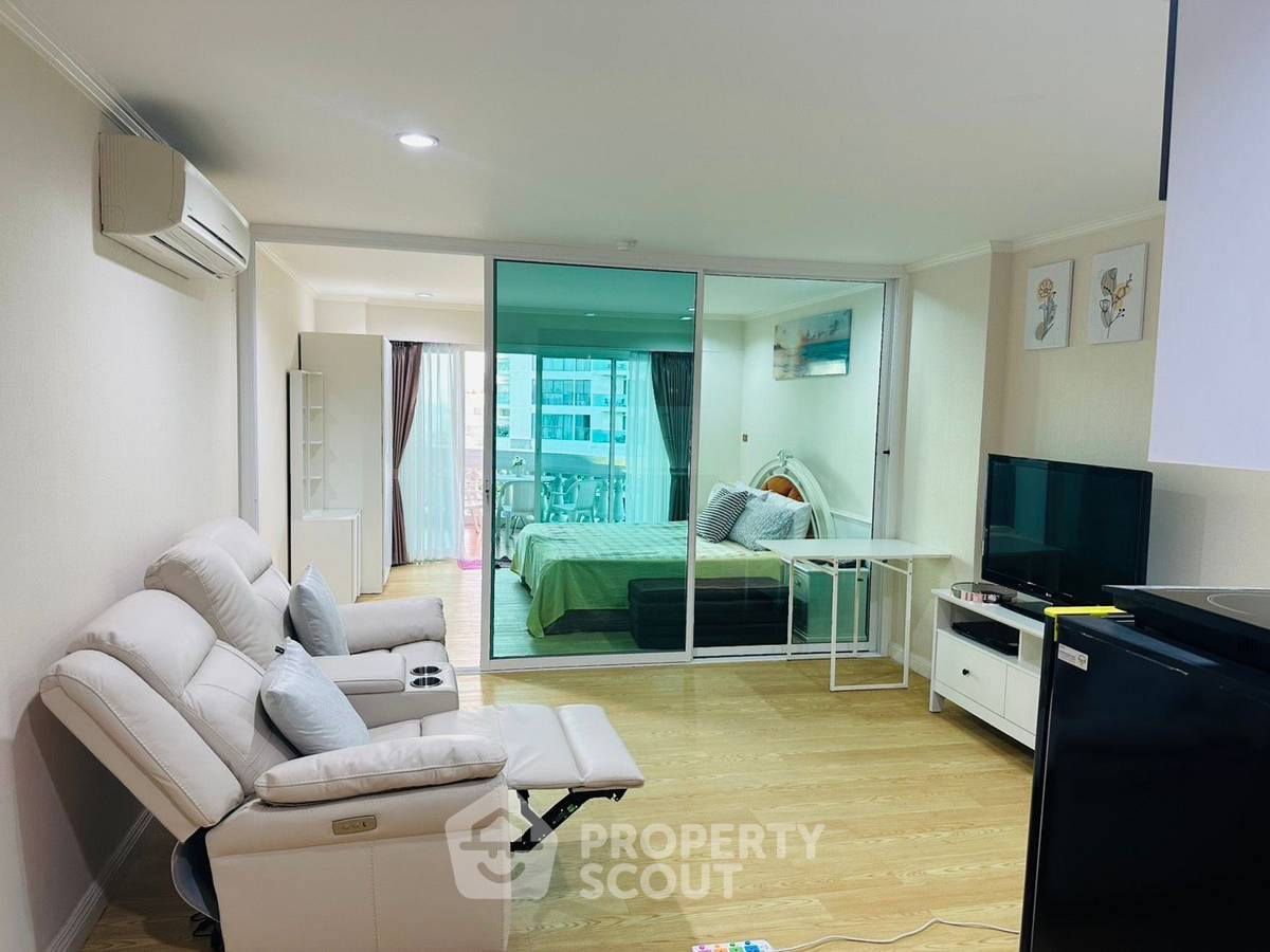 1-BR Condo at Park Beach Condo close to Sanctuary of Truth (ID 2068330)