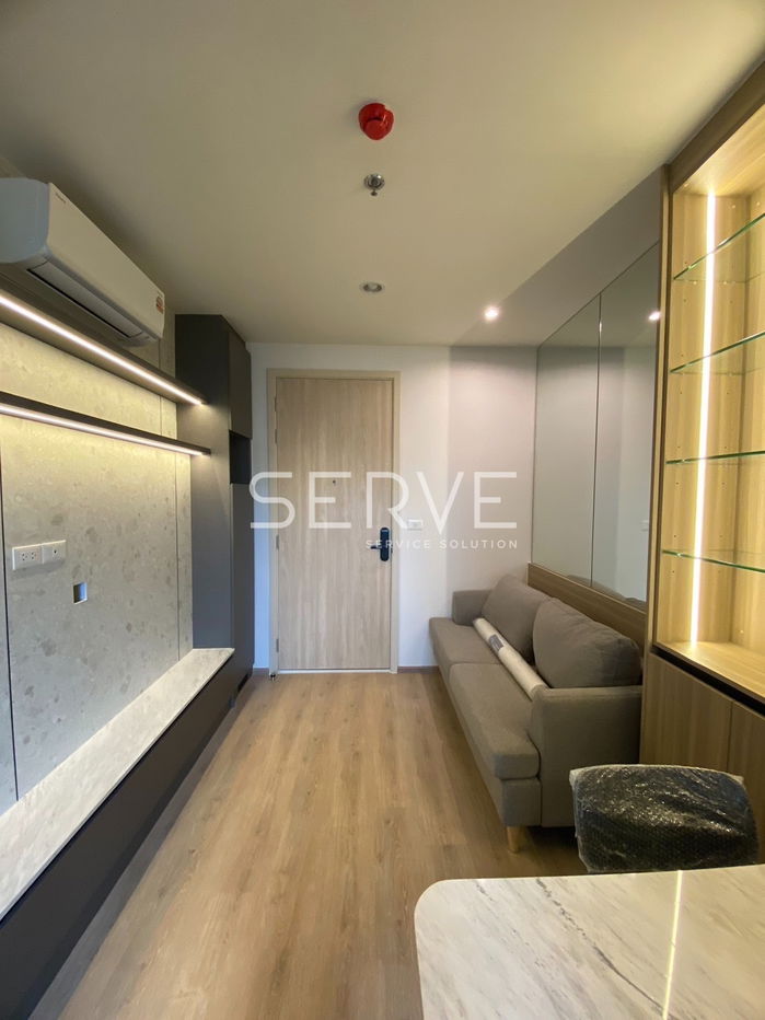 1 Bed  Nice Room Super High Floor 35+  Fully furnished New Condo Good Location Close to MRT Phra Ram 9  220 m @ NUE District R9