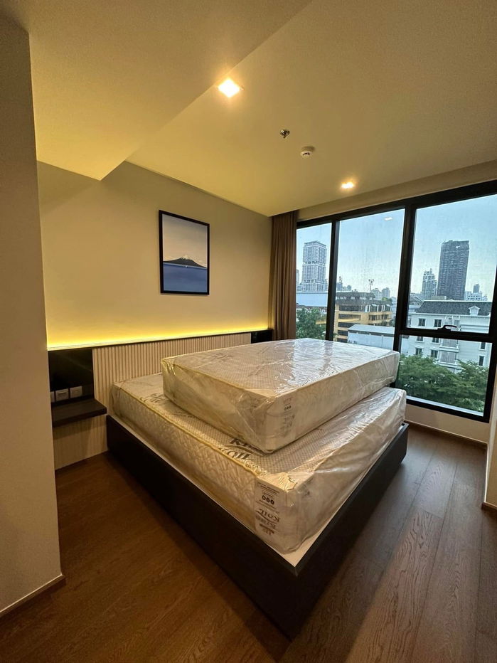 Ideo Q Sukhumvit 36 :  50 sqm., 8th floor, city view, Super great location. BTS  Thonglor