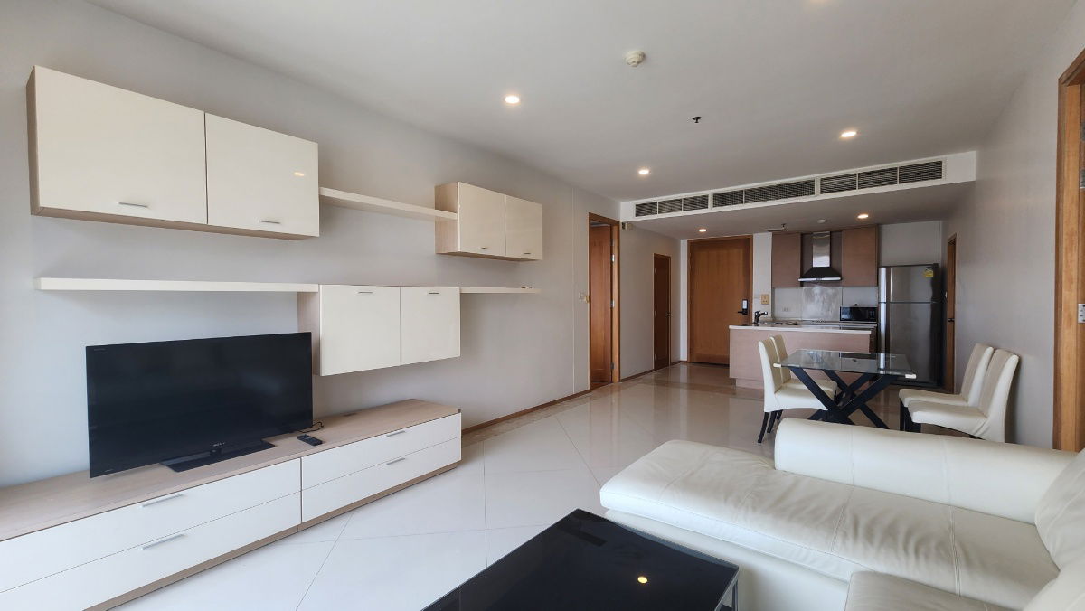 The Empire Place | 2 Bedrooms for rent Nice Furnished High Floor Nice View and Good Price