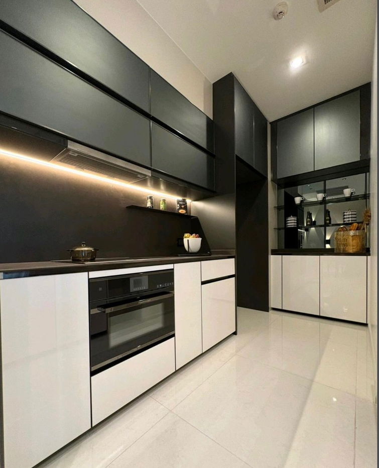 For rent: The Bangkok (Thonglor1), beautiful, luxurious, good location, ready to move in. Interested? Add Line: @841qqlnr