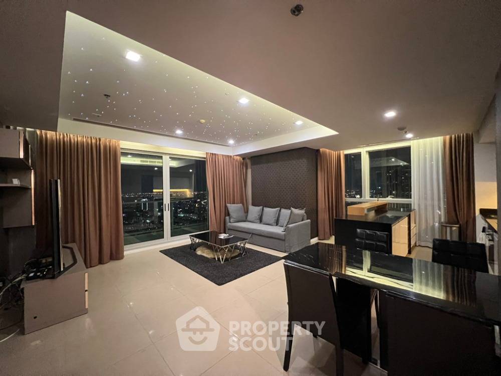 2-BR Condo at The River Condominium near BTS Saphan Taksin (ID 1909619)