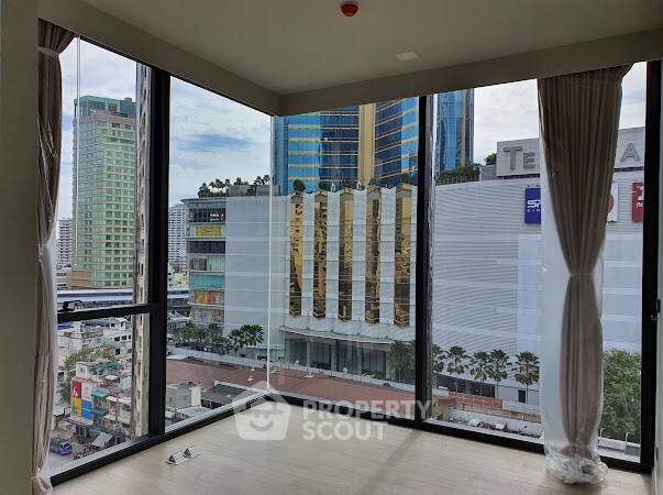 2-BR Condo at Celes Asoke near MRT Sukhumvit (ID 2070873)