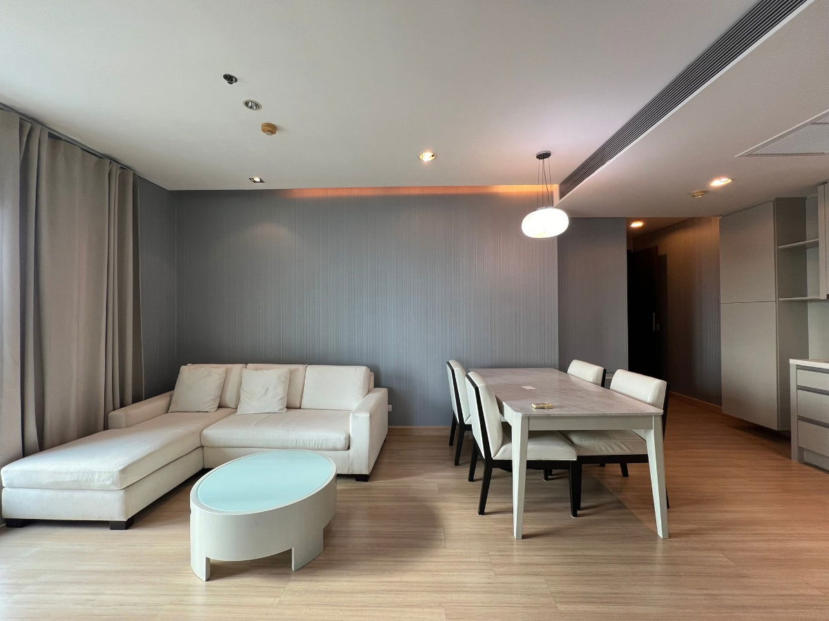 The Address Phayathai 2bedrooms for rent ,350 m. To BTS Phayathai