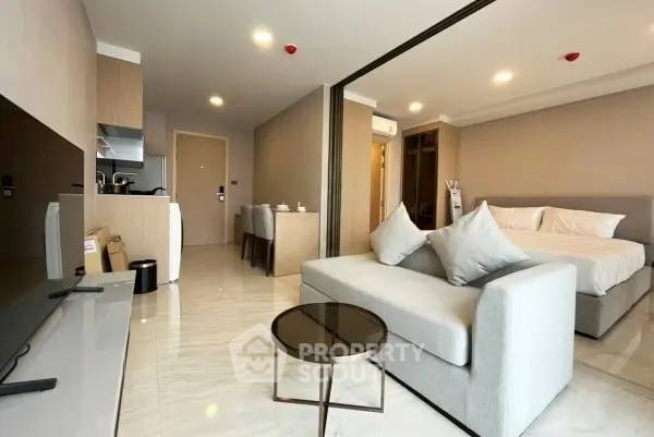 1-BR Condo at Walden Asoke near MRT Sukhumvit (ID 2317334)