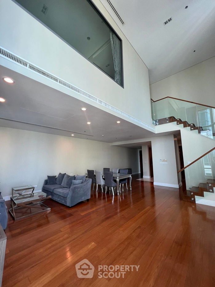 靠近 BTS Phrom Phong 的 Bright Sukhumvit 24 公寓 3 居公寓 (ID 2067615)