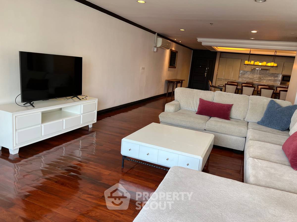 4-BR Condo at Kallista Mansion near ARL Makkasan (ID 1993734)