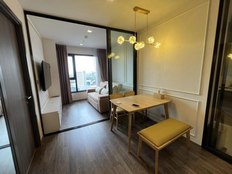 出租📍life ladprao Valley🛀1床1浴📞0639399665