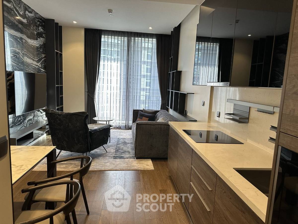 2-BR Condo at Muniq Langsuan near BTS Ratchadamri (ID 2320569)