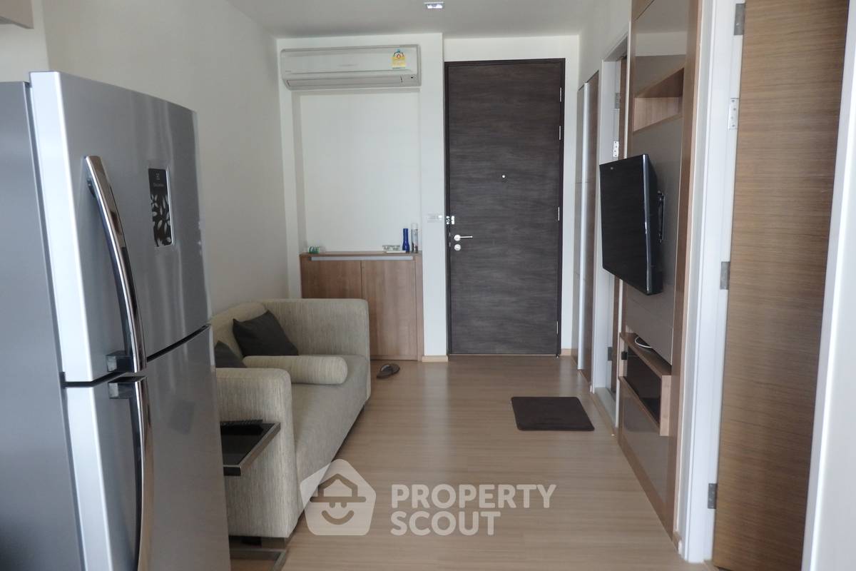 1-BR Condo at Rhythm Sukhumvit 50 near BTS On Nut (ID 886601)