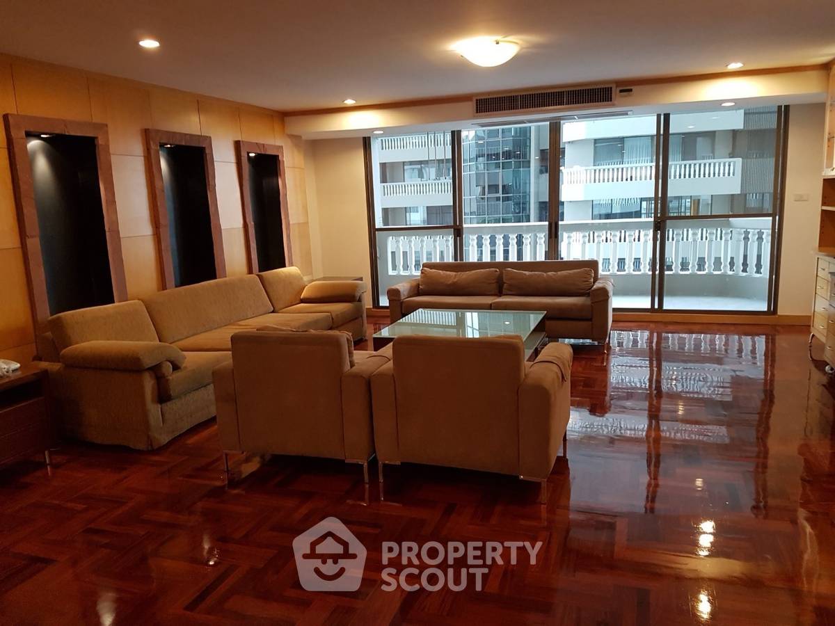 3-BR Condo at Asa Garden near BTS Phrom Phong (ID 510531)