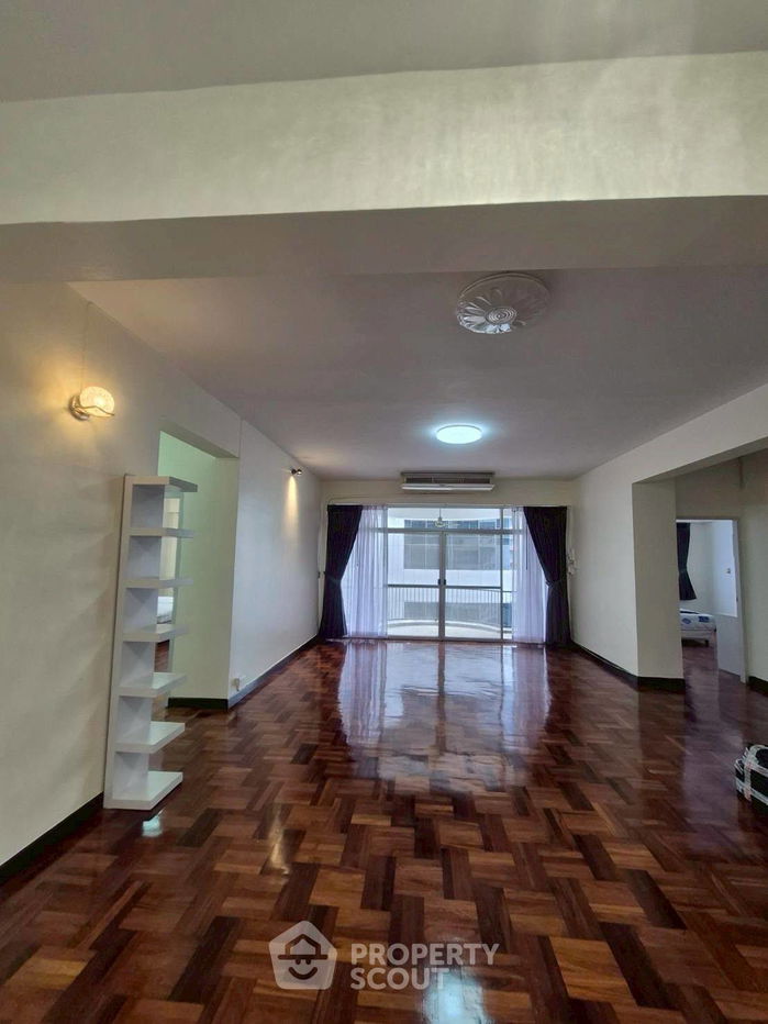3-BR Condo at Grand Ville House 1(Sukhumvit 24) Condominium near BTS Phrom Phong (ID 2324566)