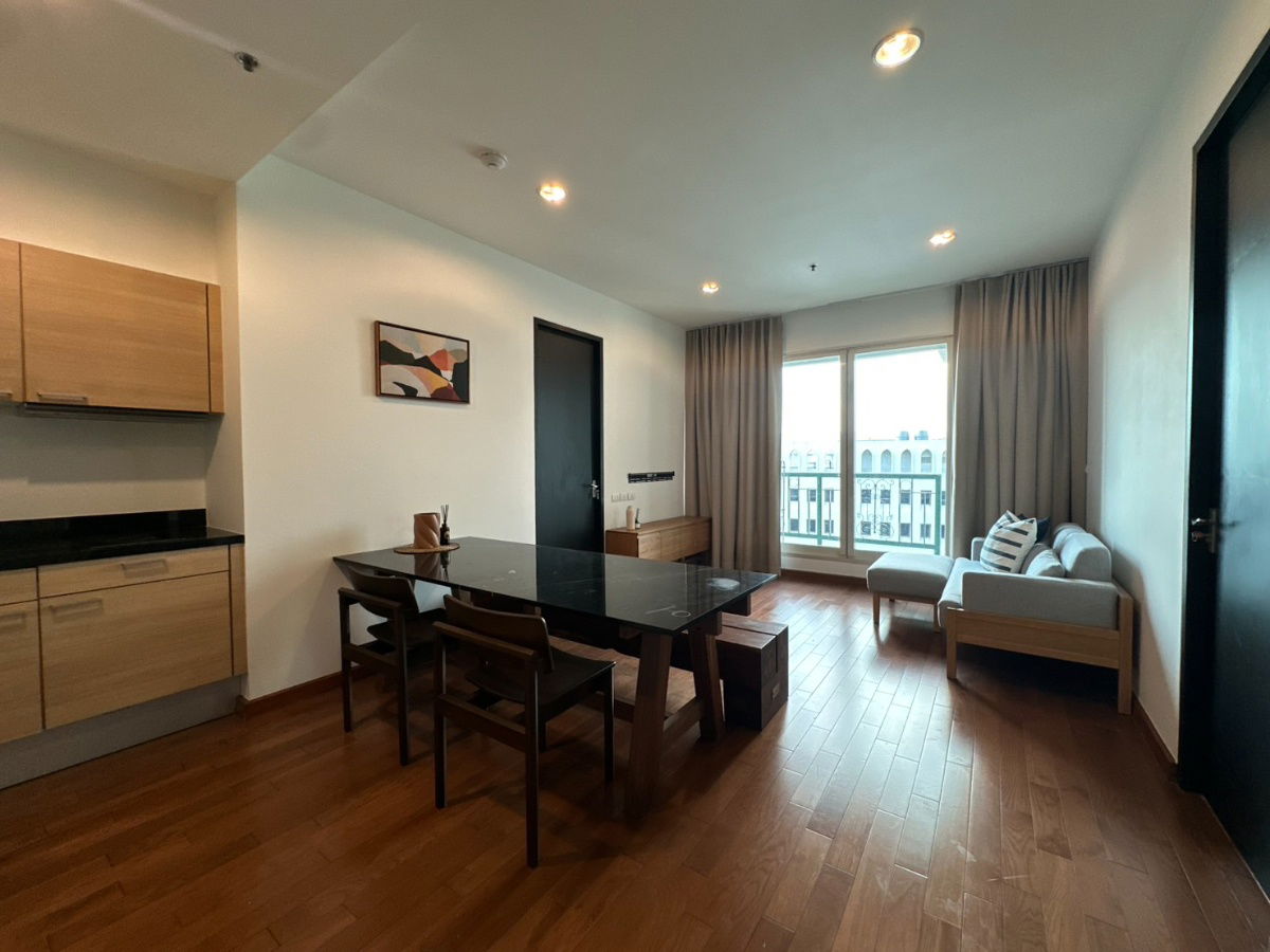 For Rent Condo The Address Chidlom  fully furnished (S03-2129)