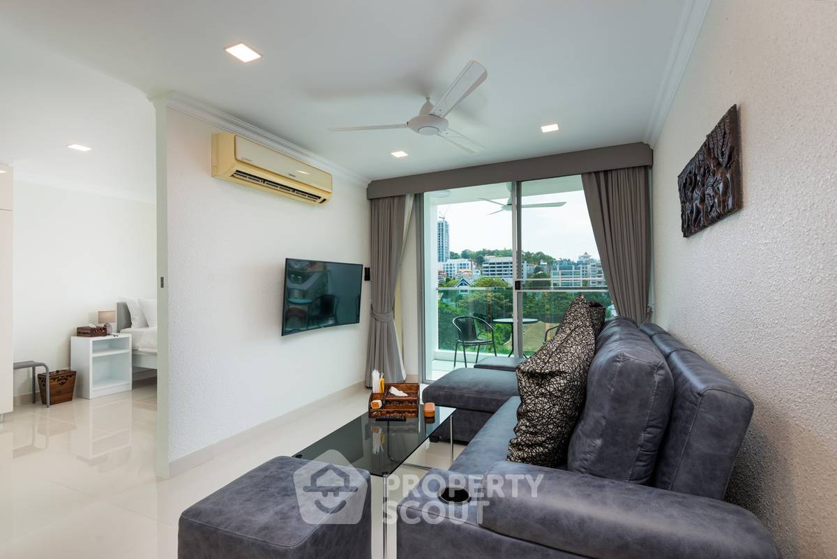 2-BR Condo at Park Royal 3 Condominium close to Phratamnak (ID 1104023)