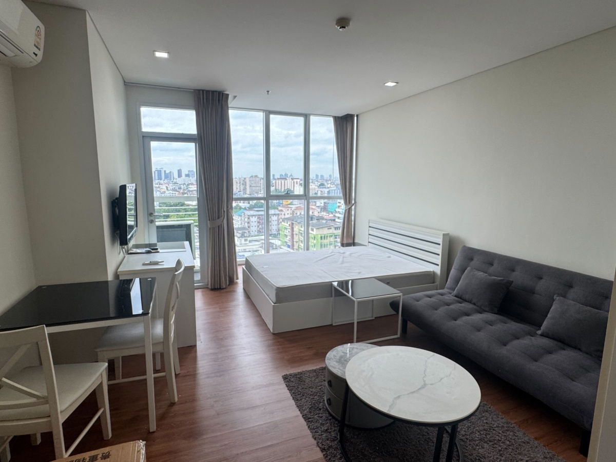 Rent 15,000 THB Le Luk Condo Studio 1 Bathroom Size 33 sq.m On 11th floor Near BTS Pra khanong