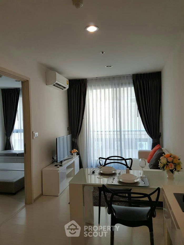 1-BR Condo at Rhythm Sukhumvit 42 near BTS Ekkamai (ID 738943)