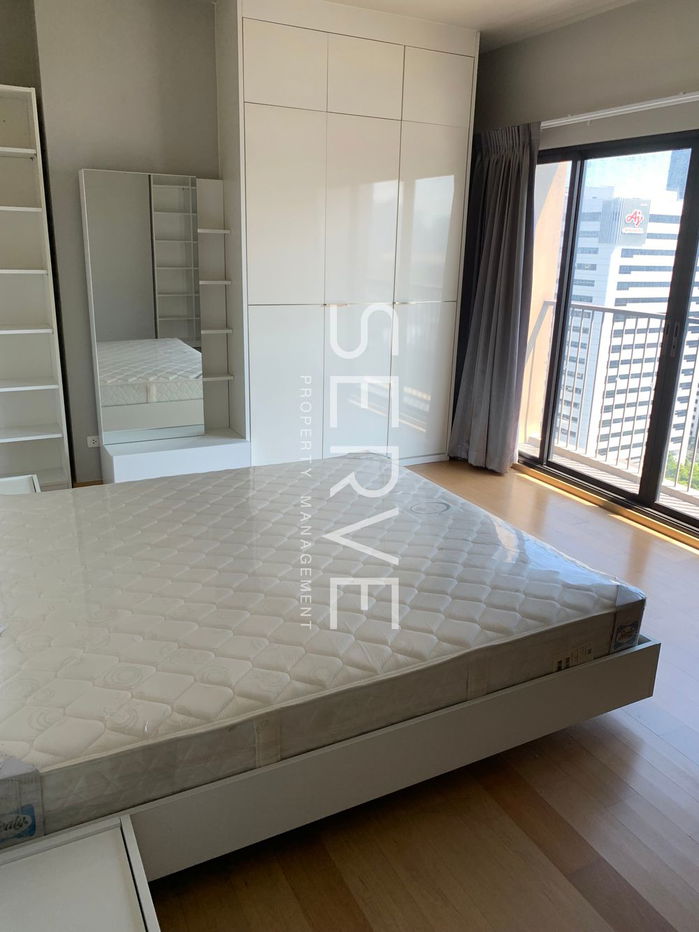 Cozy 2 Beds with fully furnished on High Floor @BTS Phaya Thai / Condo For Rent & Condo For Sale-Noble Revent