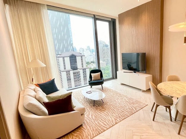 +++Urgent rent+++ Scope Langsuan *** 1 bedroom, size 85 sq m., fully furnished, ready to move in!!!