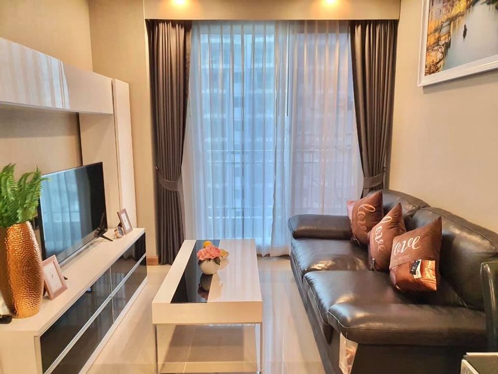 1 Bed Unit For Rent Good Location Close To MRT Thailand Cultural Centre -Supalai Wellington