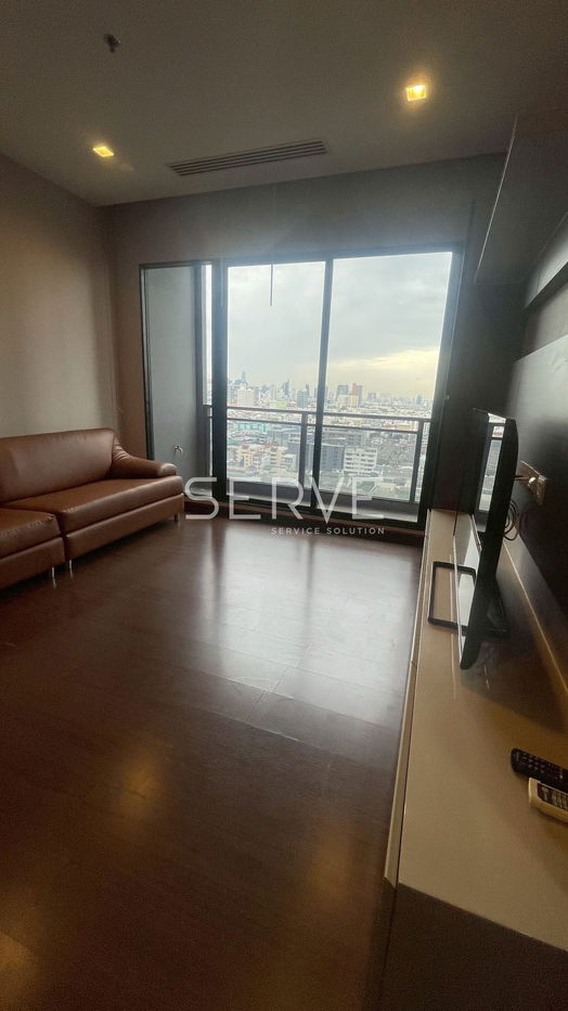 ให้เช่าห้องรวม 2 ห้องนอนทำเลดีใกล้ MRT ศูนย์วัฒนธรรมแห่งประเทศไทย -IVY Ampio