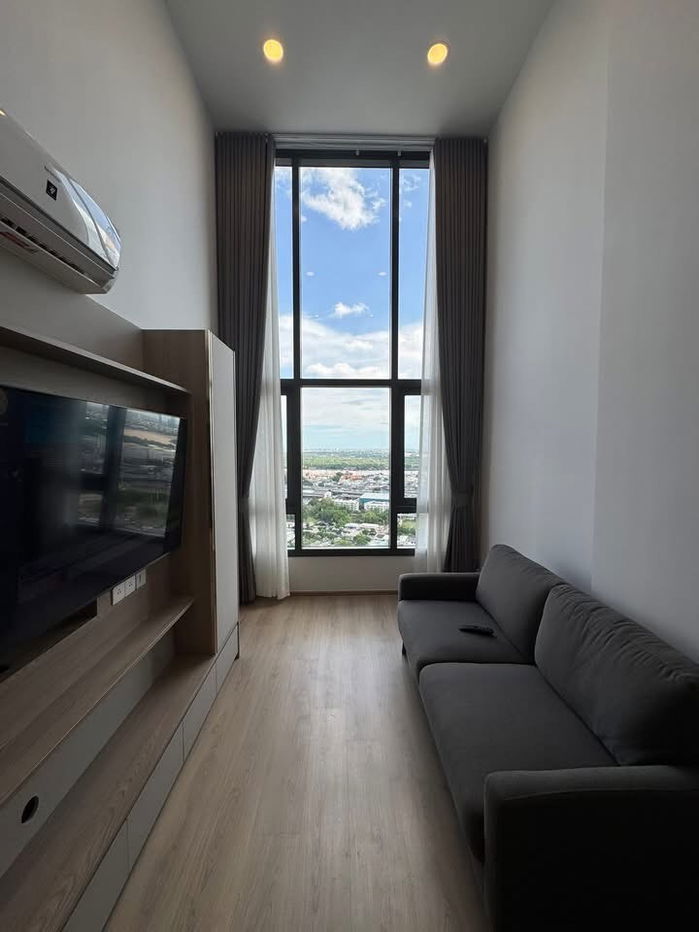 Life Rama 4               - Asoke