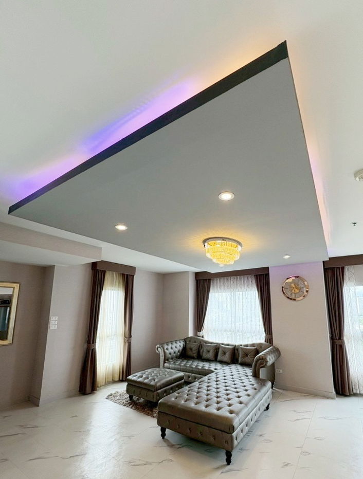 For Rent Supalai Veranda Rama 9 Price 38,000 THB Size 100 Sq.m. Floor 10 City View