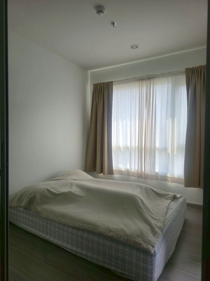 MN3028 The Presiden Charan - Yark Fai Chai Station