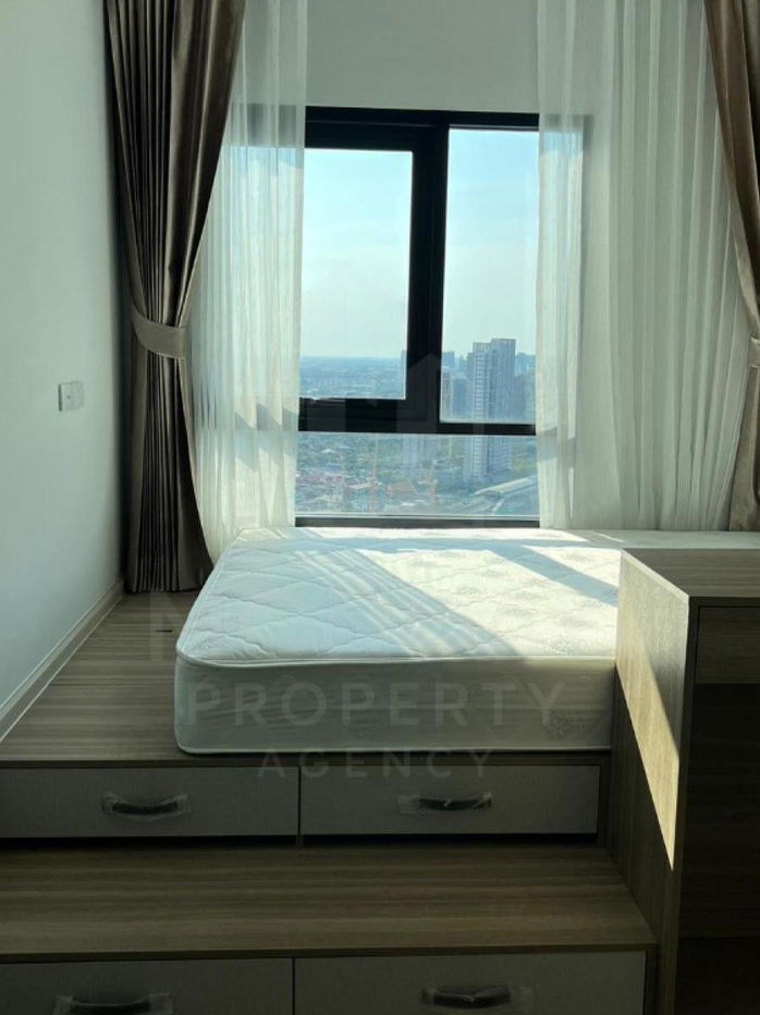 📌 အမြန်ငှားရန်ရှိသည် : Altitude Unicorn Sathorn-Tha Phra လှပသောအခန်း၊ပရိဘောဂအပြည့်အစုံ၊အသင့်နေထိုင်ရန် အသင့်ရှိပါသည်။