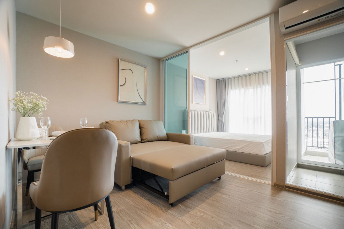 Condo for rent: Regent Home Bangna, ready to move in. If interested, contact Line @goodmanpro or call 0999029192.