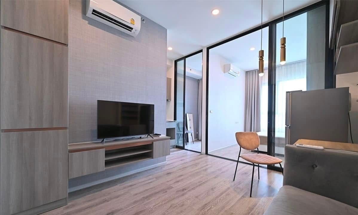 Code: KJ9003 for rent Knightsbridge Prime Ratchayothin // Line ID: @kjcondo (with @) //